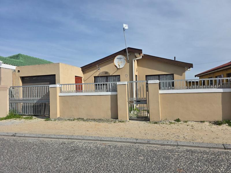 3 Bedroom Property for Sale in Ilitha Park Western Cape
